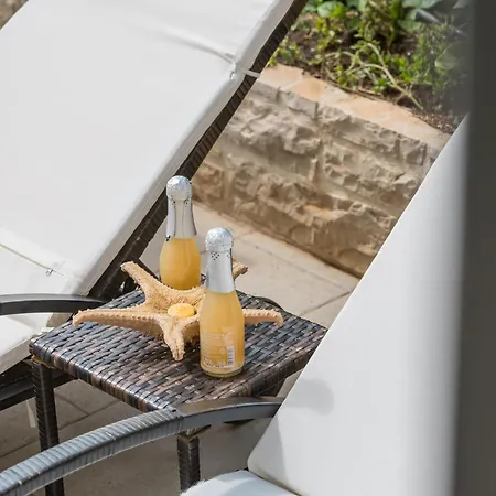 4 Bedroom Amazing In Hébergement de vacances